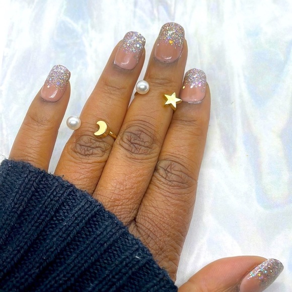 Pearl Moon And Star Gold Adjustable Rings - Picture 4 of 9